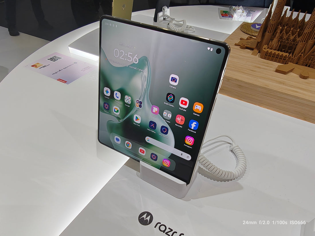 Motorola razer fold is now official and it looks good.